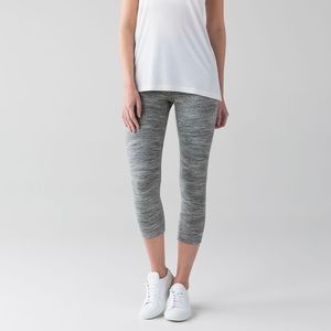 EUC Lululemon Wunder Under Crop